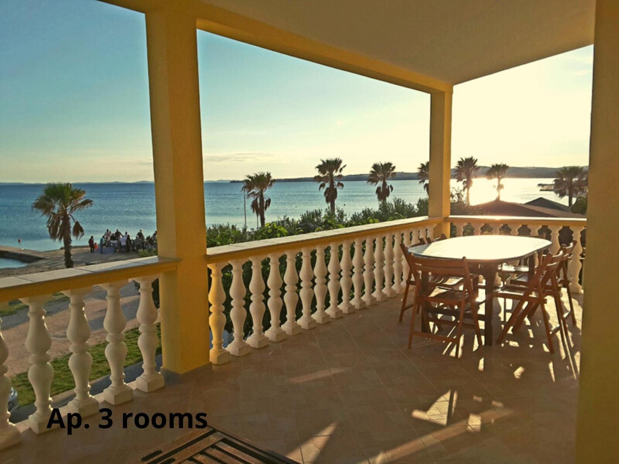 ויר Deby Beach House מראה חיצוני תמונה